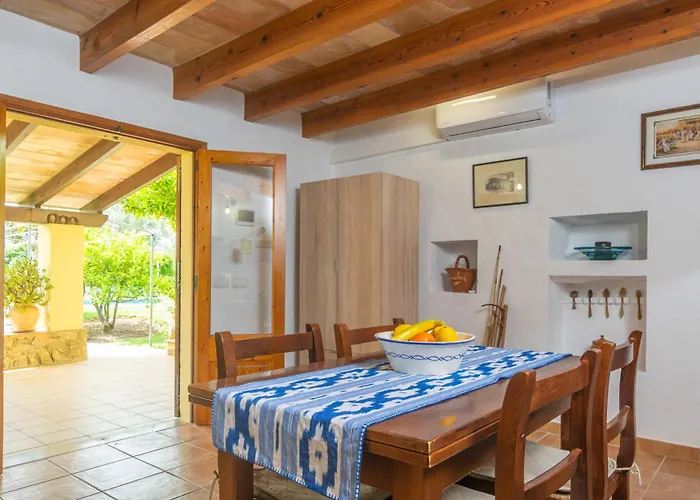 Marina -pollenca- Villa Pollenca